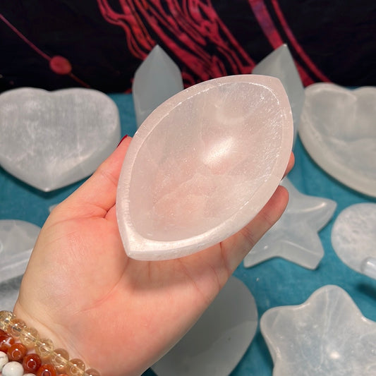 Selenite Eye Shape Bowl